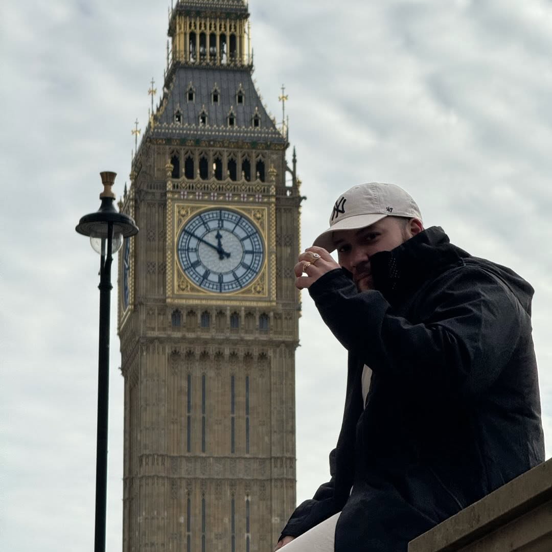 Rodrigo Vergara en Londres, frente al Big Ben